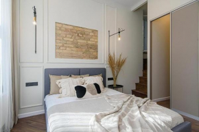 FREE PARKING Old Town Central Station Apart with Balcony Vilnius